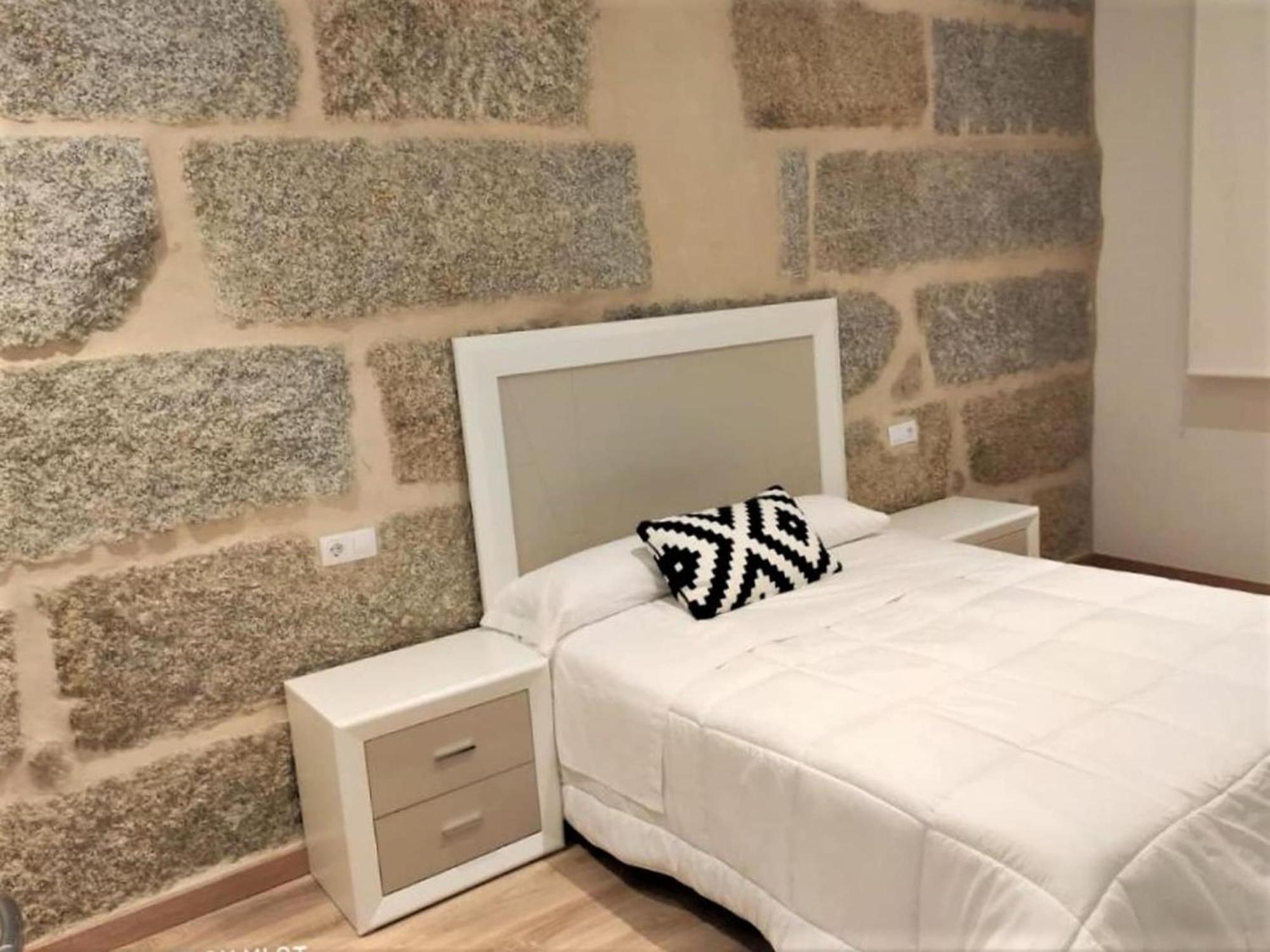 Charming Apartment In Ourense Overlooking The City ภายนอก รูปภาพ